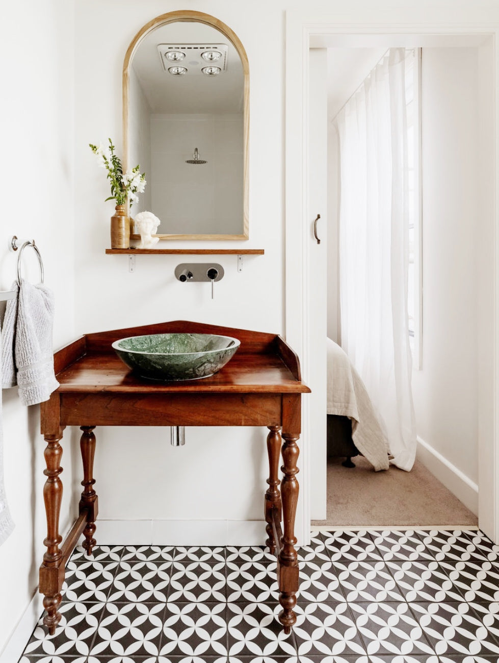 Tasmania Art Retreat  'Tassie Landscapes'  6 Nights 3 - 9 May 2026 SOLD OUT