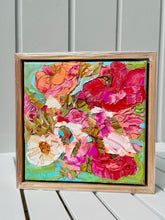 Load image into Gallery viewer, Camelia Crush
